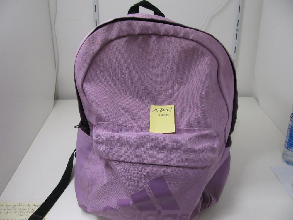 Sacs, valises : N° 2026004093 Trouvé(e) le : Mon Aug 24 00:00:00 CEST 2026