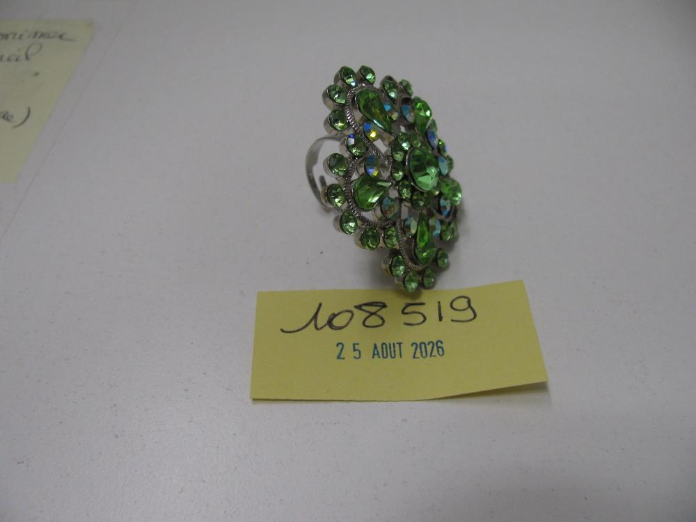 Montres et bijoux : N° 2026004141 Trouvé(e) le : Tue Aug 25 00:00:00 CEST 2026